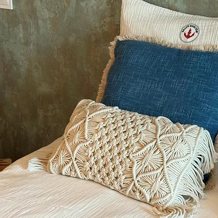 Salty Shelter Апартаменты